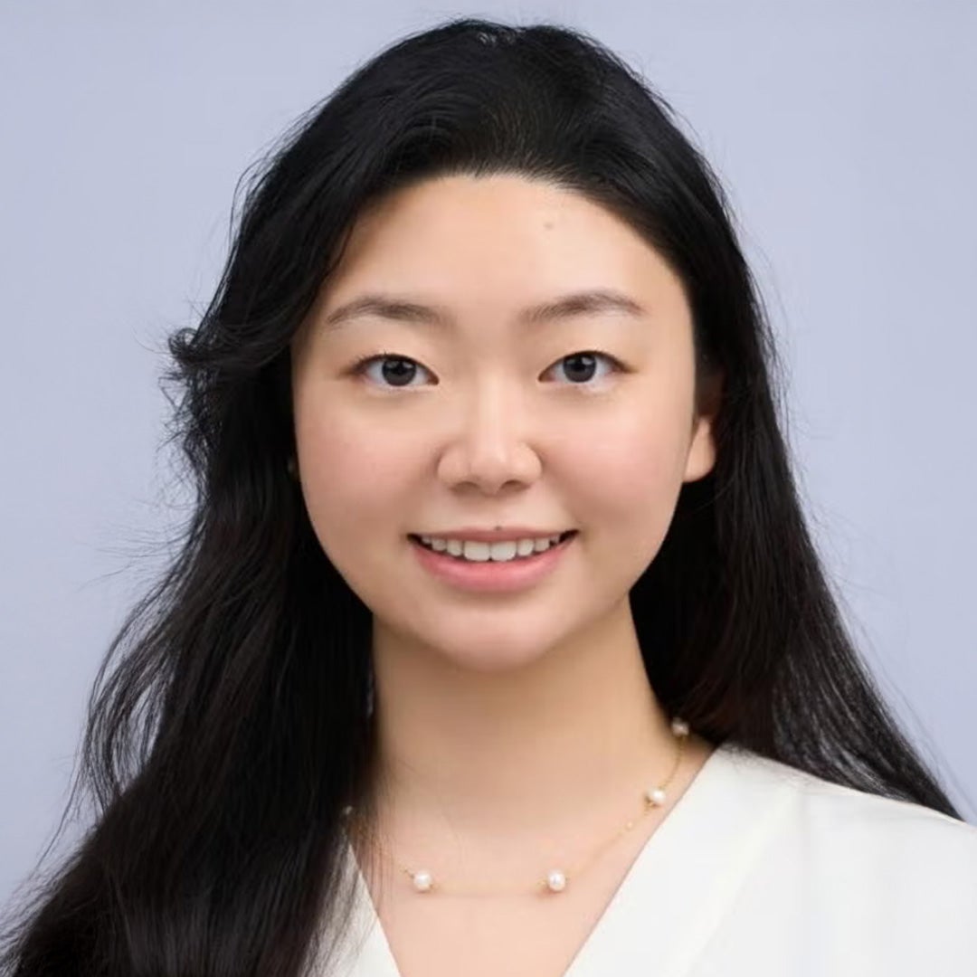 Photo of Hua Elaine Luo