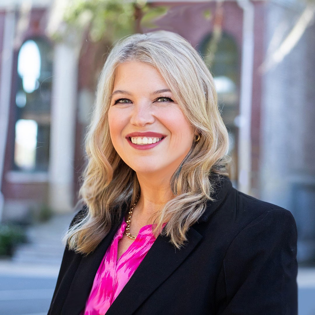 Photo of Melissa Roberts
