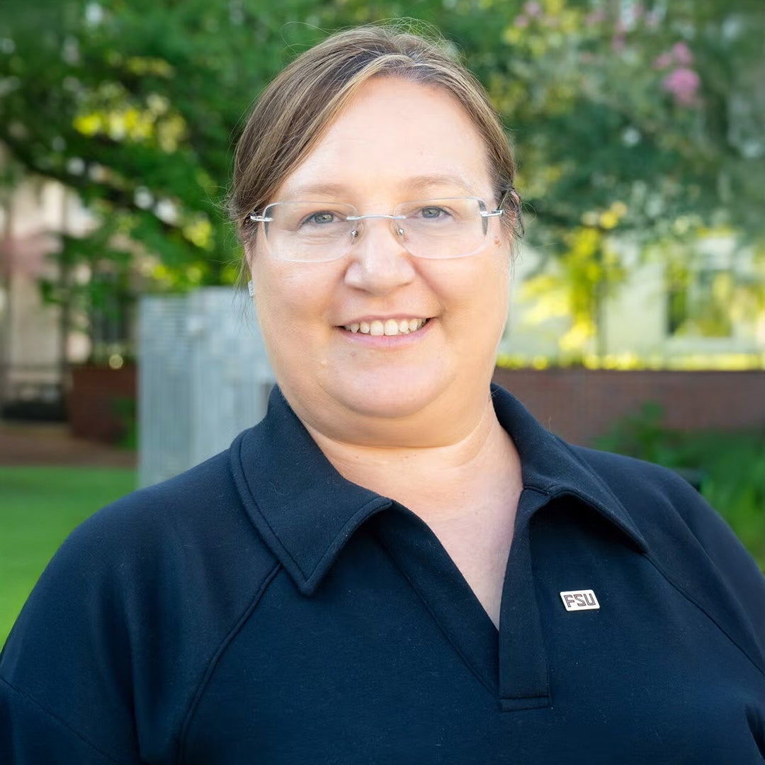 Photo of Marina Girju.